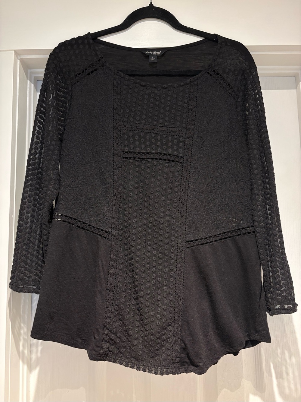 Lucky Brand Black Scoop-Neck Textured Lace-Inset Top